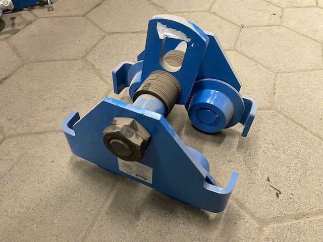 2021 torso pt20 loopkat - afbeelding 1 van  3