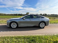 2021 toyota mirai 2 xle executive personenauto s-920-pz - afbeelding 2 van  36