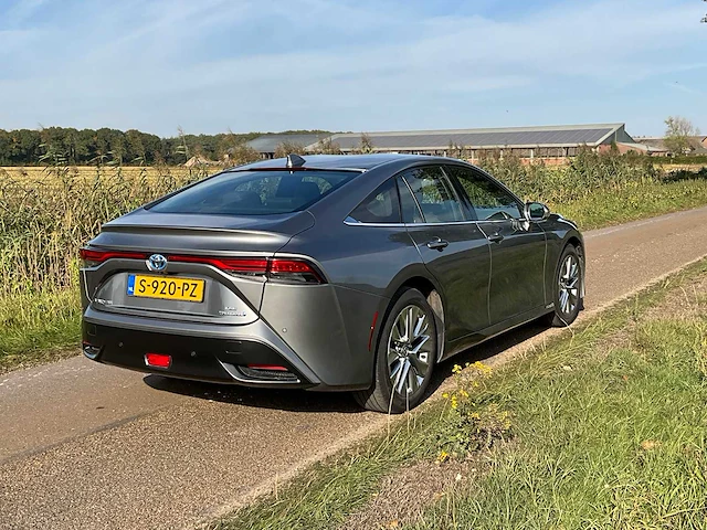 2021 toyota mirai 2 xle executive personenauto s-920-pz - afbeelding 5 van  36