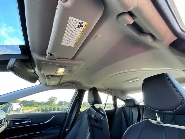 2021 toyota mirai 2 xle executive personenauto s-920-pz - afbeelding 33 van  44