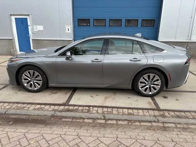 2021 toyota mirai 2 xle executive personenauto s-920-pz - afbeelding 42 van  44