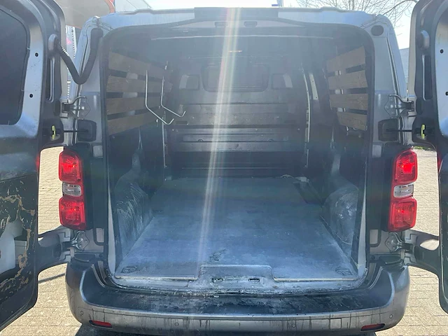 2021 toyota proace worker bedrijfswagen - afbeelding 15 van  29