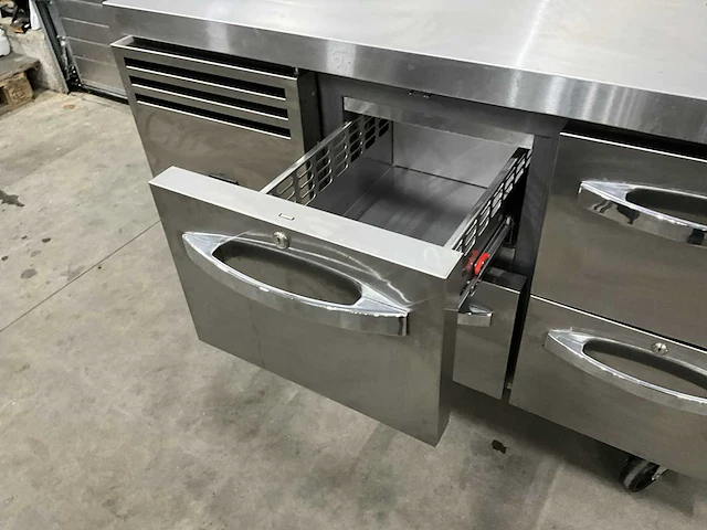 2021 true tcr 1/2-cl-ss-2d mobiele koelwerkbank - afbeelding 4 van  8
