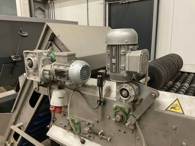 2021 tumubo s.u.2-cam automatische schoningslijn voor spruiten - afbeelding 6 van  34