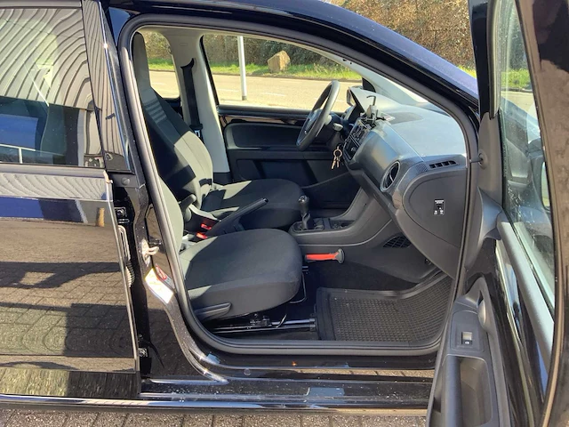 2021 volkswagen up! personenauto - afbeelding 18 van  43