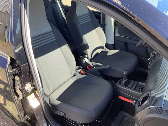 2021 volkswagen up! personenauto - afbeelding 19 van  43
