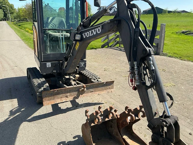 2021 volvo ec18e minigraafmachine - afbeelding 13 van  46