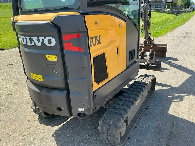 2021 volvo ec18e minigraafmachine - afbeelding 24 van  46