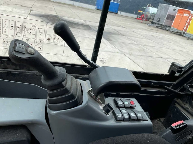2021 yanmar sv26 midigraafmachine - afbeelding 19 van  29
