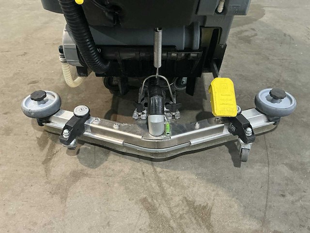 2022 - kärcher - b 40w bp dose - vloerreiniger - afbeelding 11 van  12