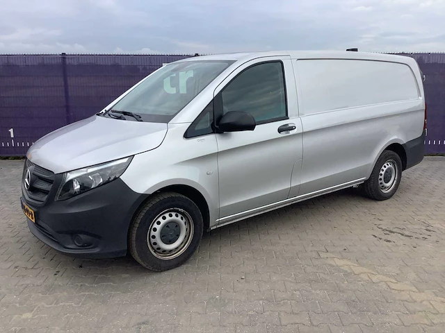 2022 - mercedes-benz - vito - bedrijfswagen - afbeelding 1 van  17