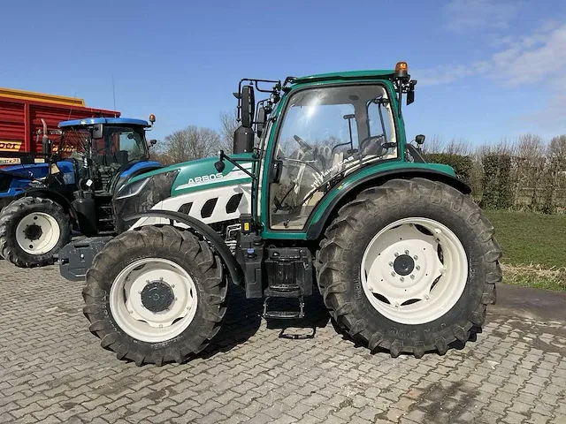 2022 arbos 5115 vierwielaangedreven landbouwtractor - afbeelding 12 van  40