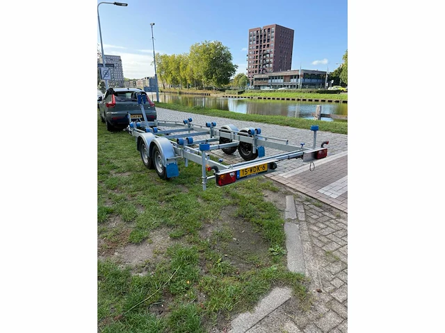 2022 arynboats joy 700 aluminium visboot met trailer - afbeelding 18 van  30