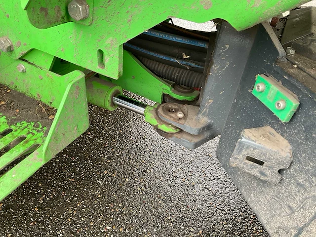 2022 avant m860i wiellader - afbeelding 18 van  29