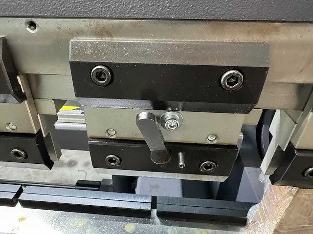 2022 baykal - aphsh 31200 - hybride cnc kantbank - afbeelding 3 van  18