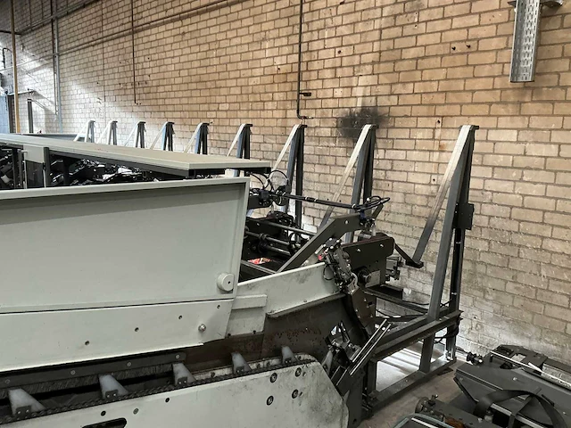 2022 blm/adige ts72 cnc buizenzaagautomaat met opslag unit - afbeelding 2 van  27