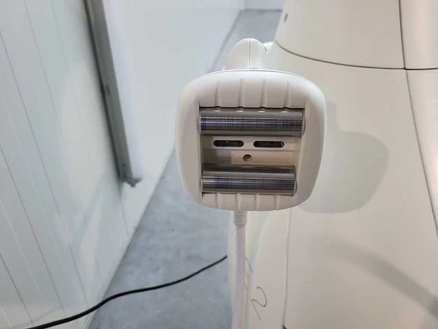 2022 b&m t-shape 2 body contouring & huidverstevigingsapparaat - afbeelding 6 van  10