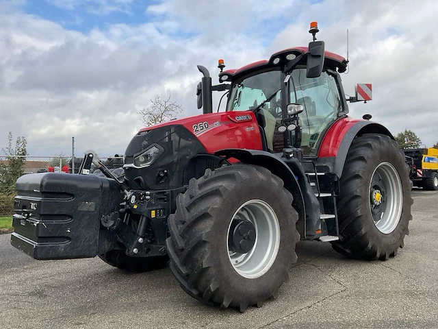 2022 case ih optum 250 cvx drive vierwielaangedreven landbouwtractor - afbeelding 1 van  39