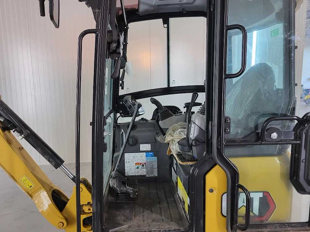 2022 caterpillar 301.8 minigraafmachine - afbeelding 17 van  19