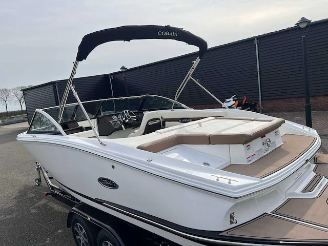 2022 cobalt cs 22 speedboot - afbeelding 3 van  35
