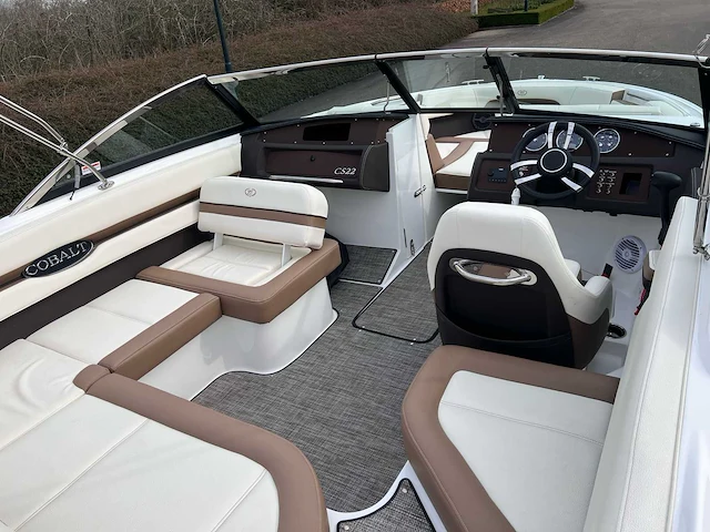 2022 cobalt cs 22 speedboot - afbeelding 11 van  35