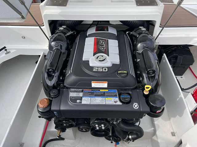 2022 cobalt cs 22 speedboot - afbeelding 16 van  35