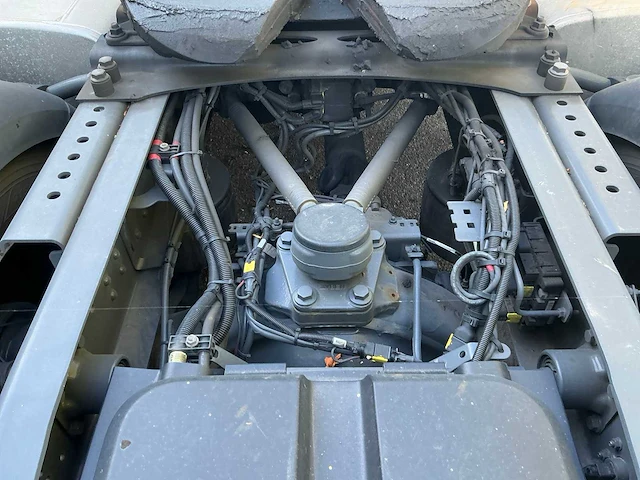 2022 daf xf 480 ft super space cab vrachtwagen - afbeelding 8 van  45