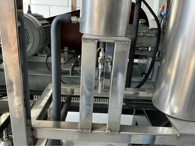 2022 danzy rzscf110-30 super critical co2-reaction plant - afbeelding 25 van  82