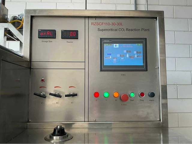 2022 danzy rzscf110-30 super critical co2-reaction plant - afbeelding 43 van  82