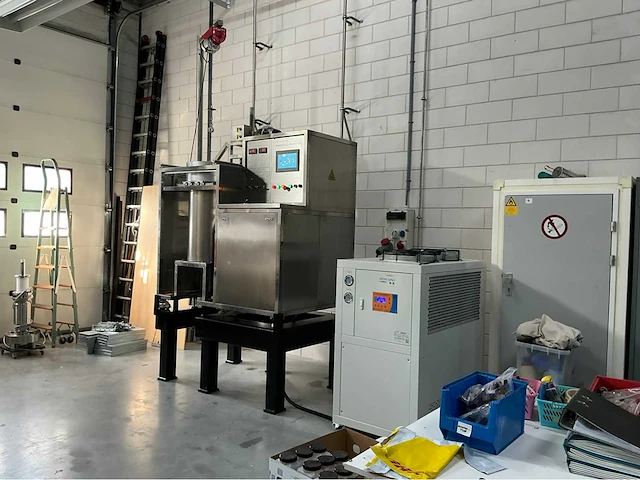 2022 danzy rzscf110-30 super critical co2-reaction plant - afbeelding 44 van  82