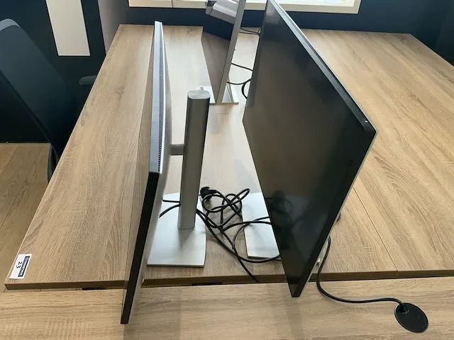 2022 dell u2723qe monitor (2x) - afbeelding 2 van  6