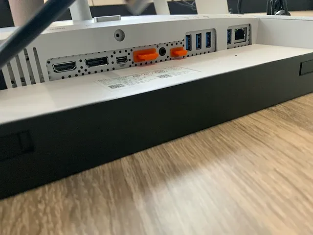2022 dell u2723qe monitor (2x) - afbeelding 6 van  6