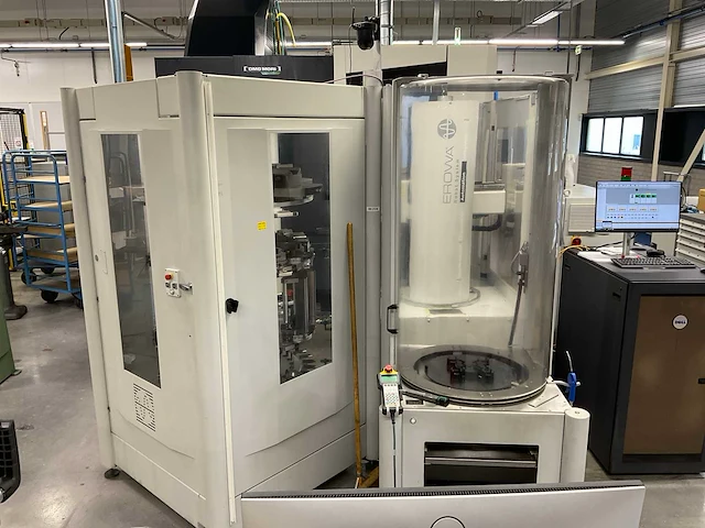 2022 dmg mori dmu 65 h monoblock cnc bewerkingscentra + robot - afbeelding 12 van  47