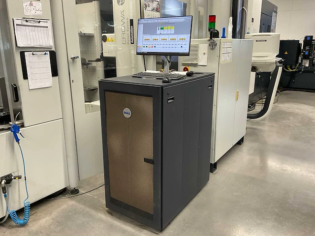 2022 dmg mori dmu 65 h monoblock cnc bewerkingscentra + robot - afbeelding 27 van  47