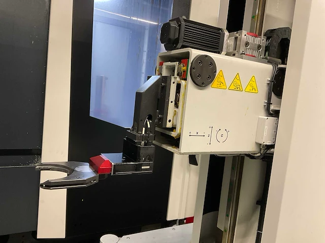 2022 dmg mori dmu 65 h monoblock cnc bewerkingscentra + robot - afbeelding 30 van  47