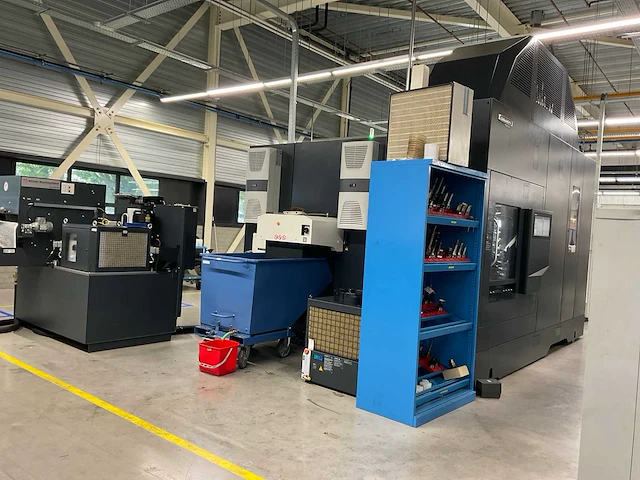 2022 dmg mori dmu 65 h monoblock cnc bewerkingscentra + robot - afbeelding 34 van  47
