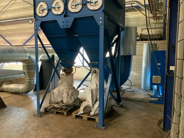 2022 donaldson torit dce dfe4-32 filterafzuiginstallatie - afbeelding 19 van  23