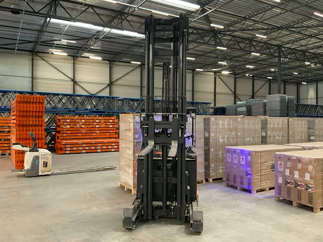2022 doosan rb25jw-9 reach truck - afbeelding 19 van  55