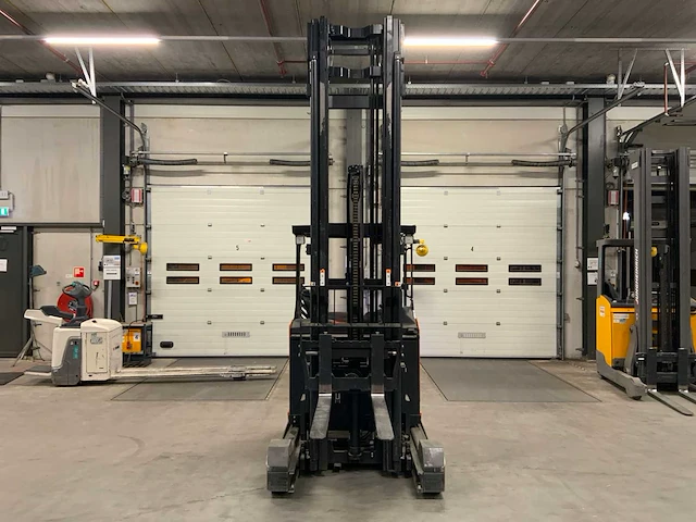 2022 doosan rb25jw-9 reach truck - afbeelding 29 van  55