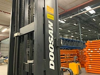 2022 doosan rb25jw-9 reach truck - afbeelding 49 van  55