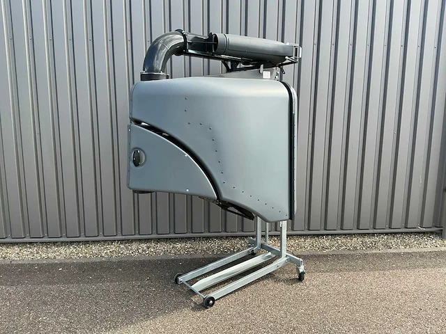 2022 egholm 22 got grascontainer met bladzuigslang - afbeelding 12 van  17