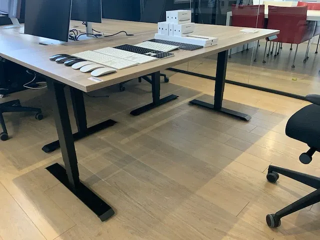 2022 elektrisch verstelbaar zit- stabureau - afbeelding 2 van  8