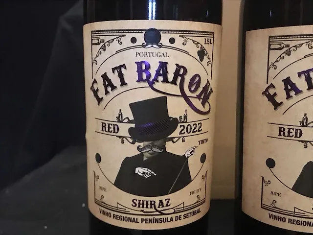 2022 fat baron - shiraz rode wijn magnum (6x) - afbeelding 2 van  3