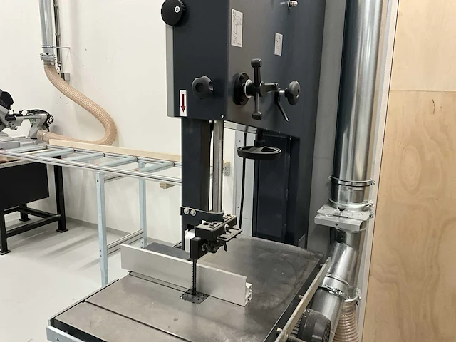 2022 felder fb 610 lintzaagmachine - afbeelding 7 van  11