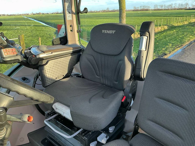 2022 fendt 516 vario profi vierwielaangedreven landbouwtractor - afbeelding 17 van  31