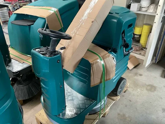 2022 floorcat bc5 schrobmachine - afbeelding 1 van  11