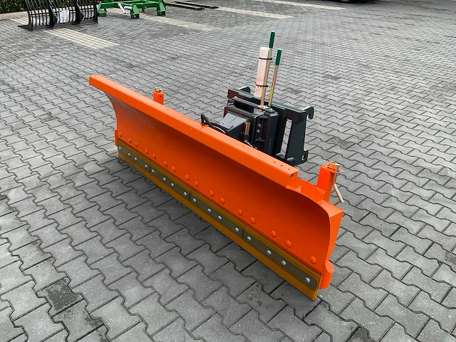 2022 giant sk 200 sneeuwschuif - afbeelding 4 van  6
