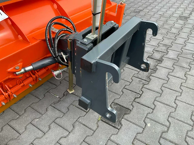 2022 giant sk 200 sneeuwschuif - afbeelding 5 van  6