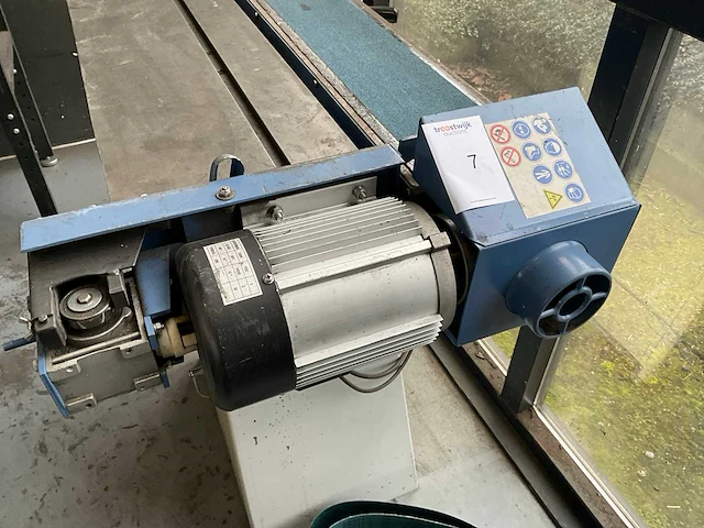 2022 hbm 300 oscilerende bandschuurmachine - afbeelding 5 van  8
