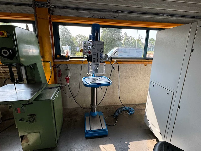 2022 hbm 40mm kolomboormachine - afbeelding 1 van  5